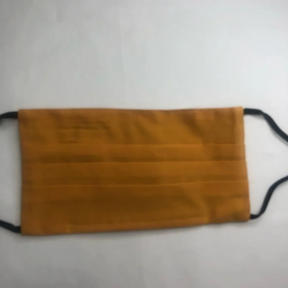 Brand New Athleta Face Mask For‎ Teens & Adults